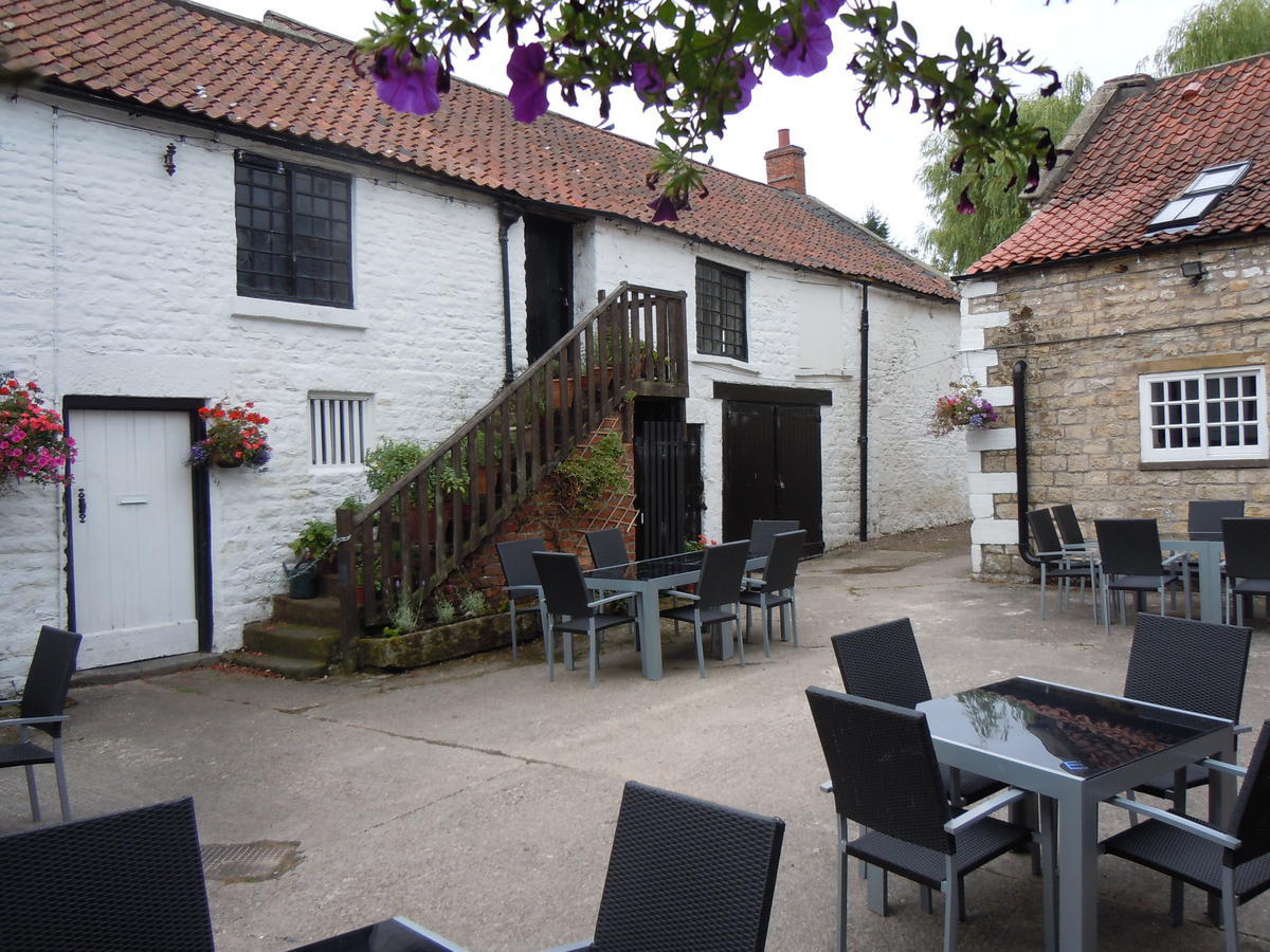 The New Inn Thornton Dale Exterior foto
